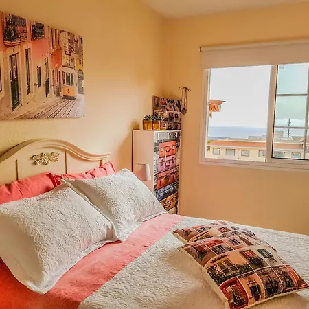 With Sea View In - 55 M² Apartment *