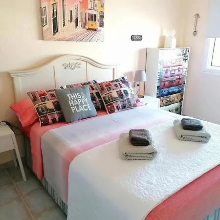 Apartment With Sea View In - 55 M² Chayofa